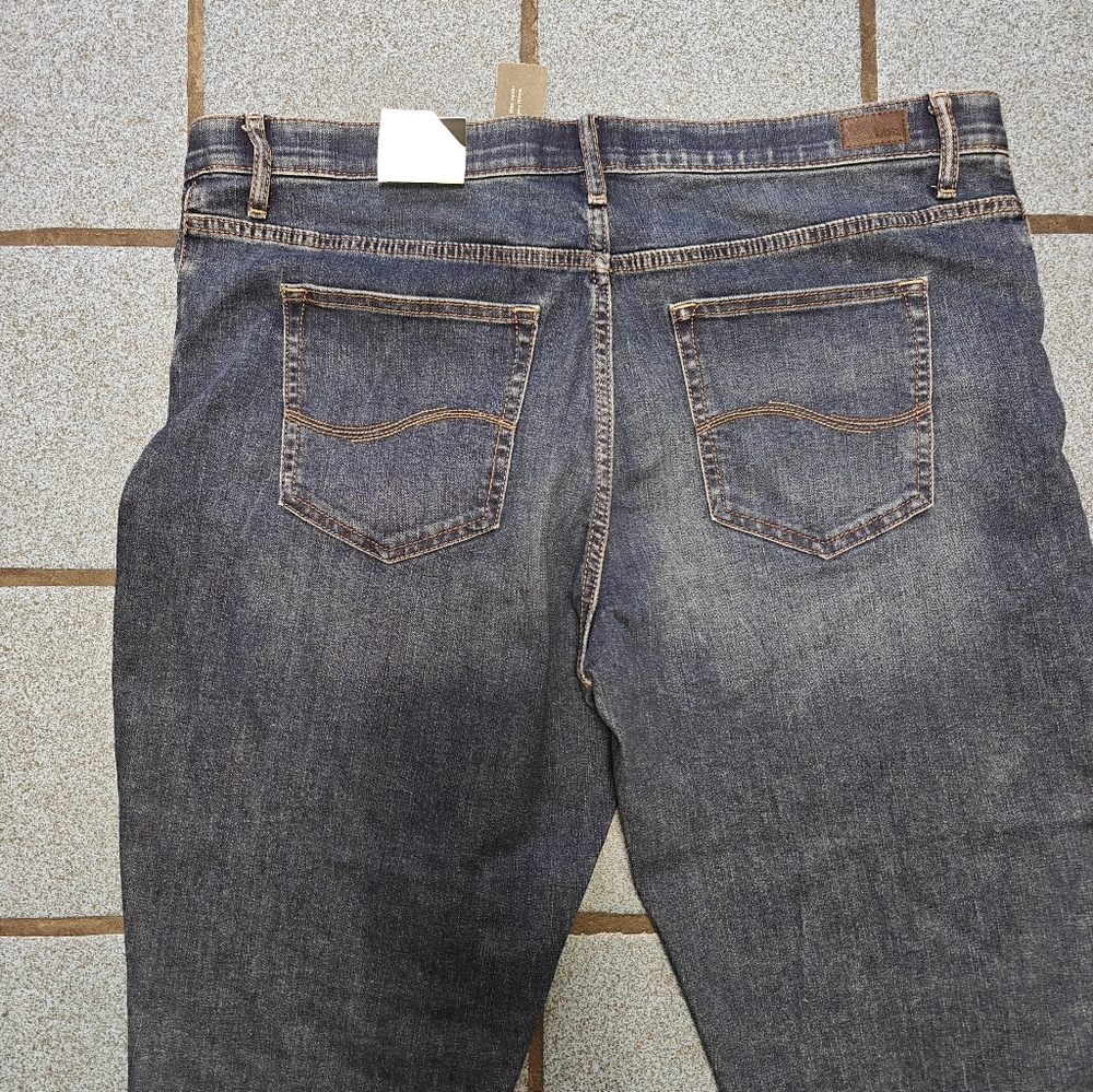 Lee Women's Regular Fit Mid Rise Capri Blue Jeans Size 18 - Picture 9 of 10
